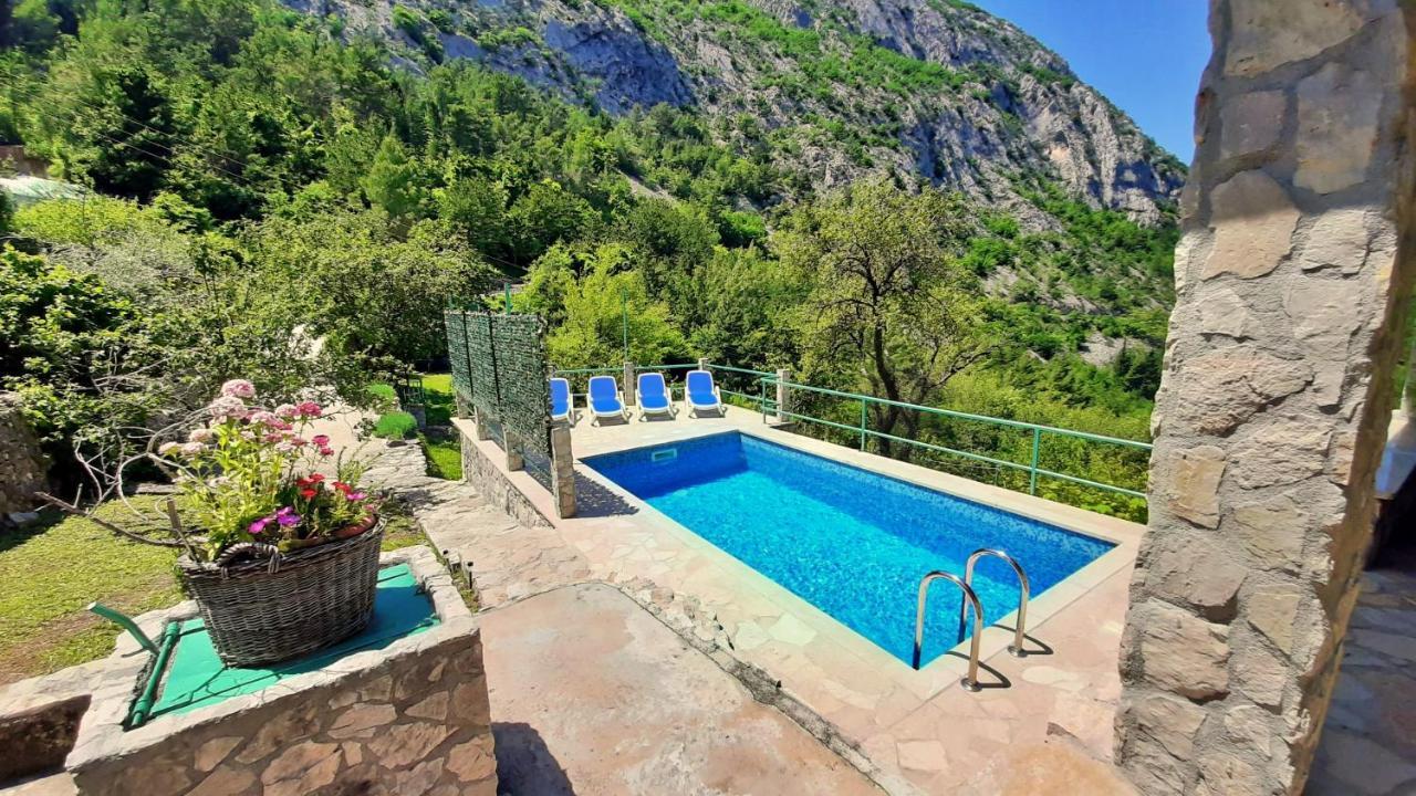 Holiday Home With A Private Pool Podspilje  Exterior photo
